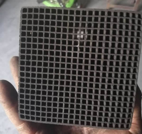 鞏義蜂窩活性炭
